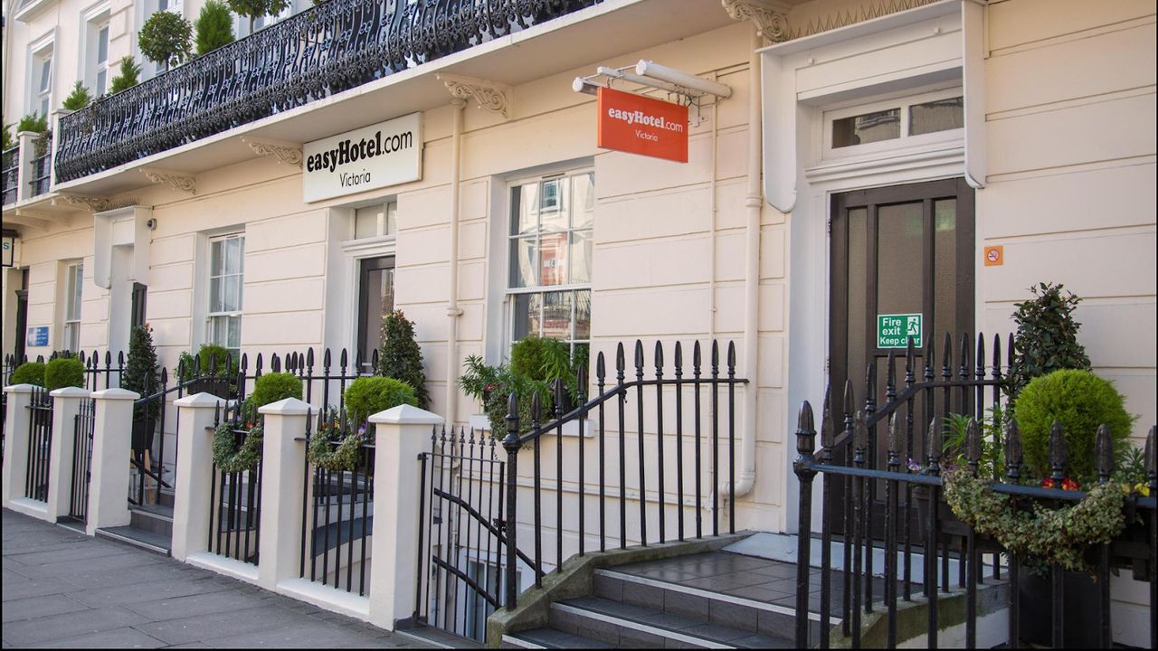 easyhotel Victoria