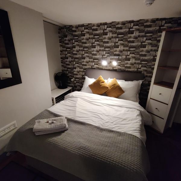 Ei8ht Brighton Apartments - Guest house
