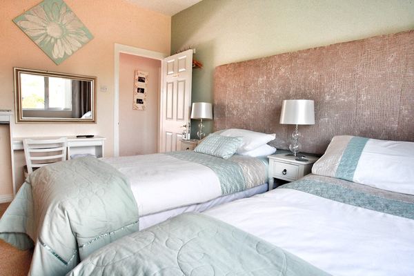 Elagh View Bed & Breakfast