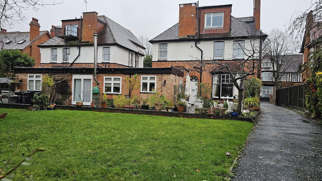 Elmdon Lodge