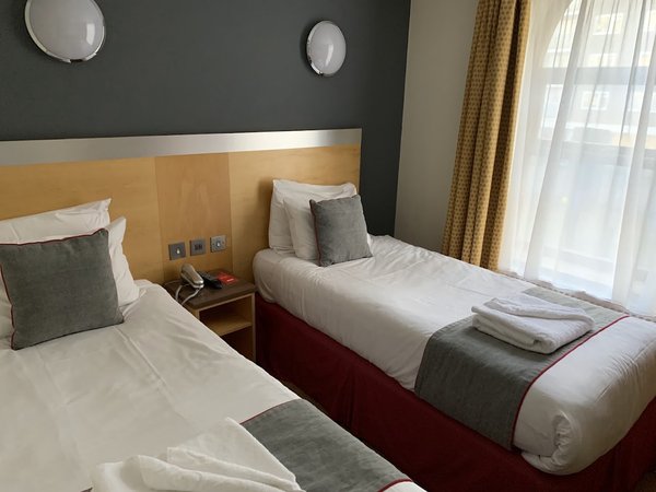 Elysee Hotel