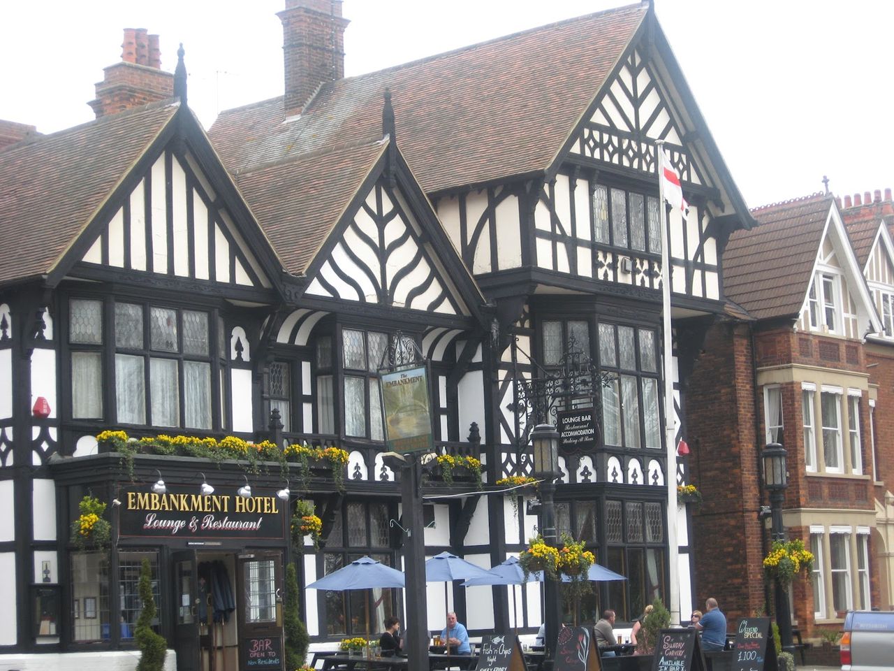 Embankment Hotel