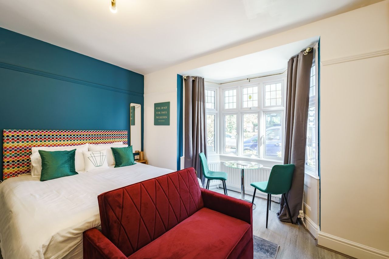 Emerald Stays at The Adelphi Guesthouse