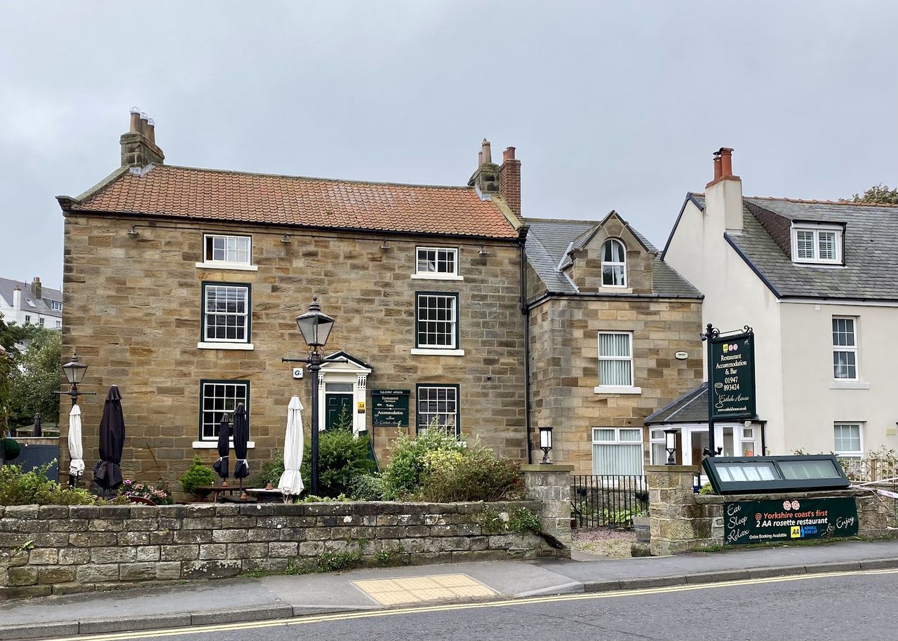 Estbek House