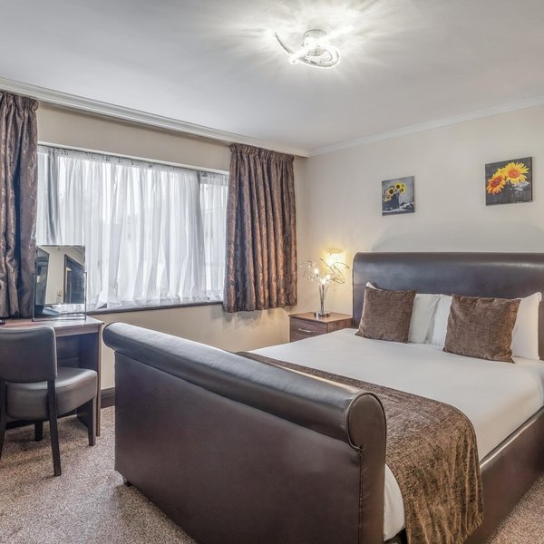 Europa Gatwick Hotel