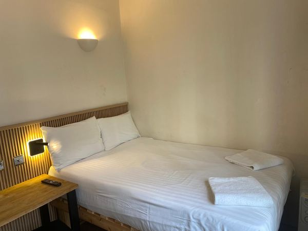 Exhibition Court Hotel 4