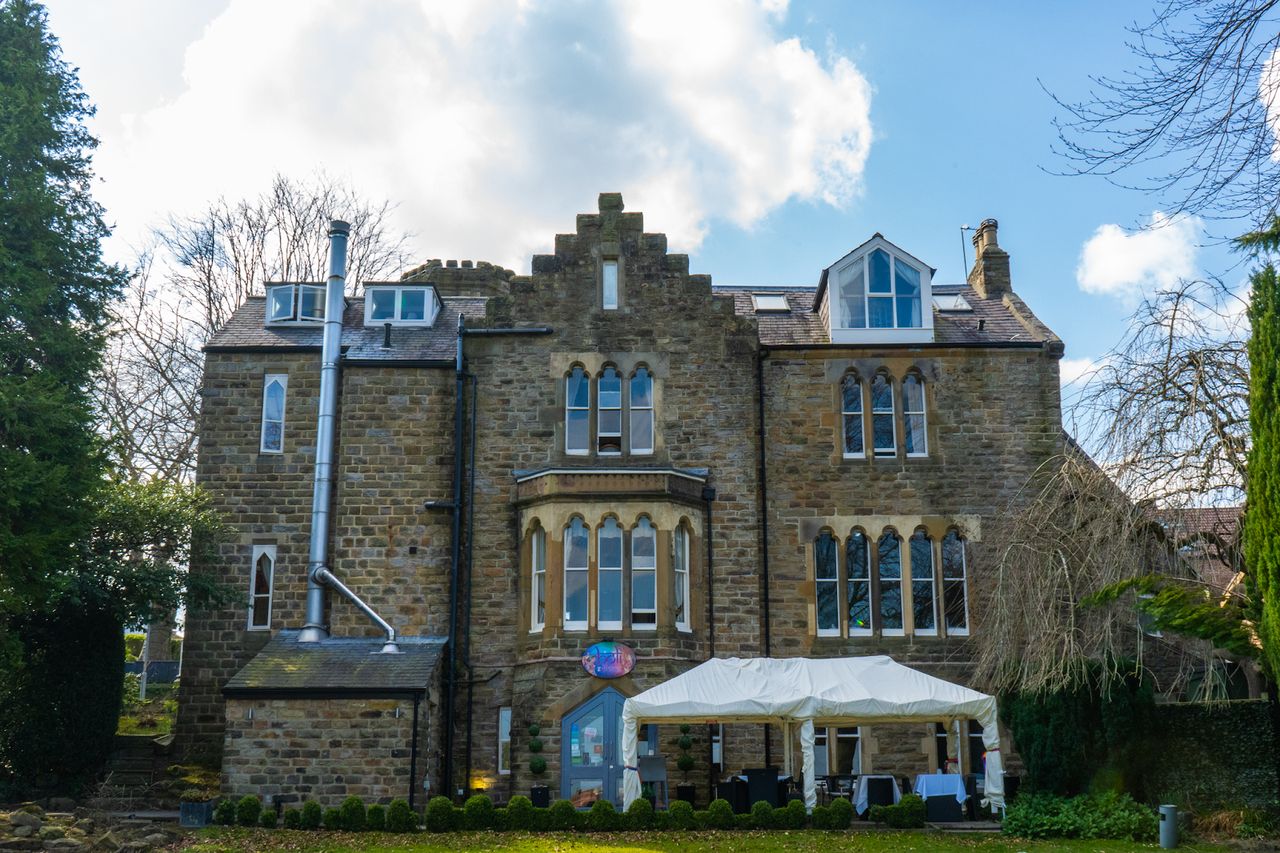 Farnley Tower Guesthouse