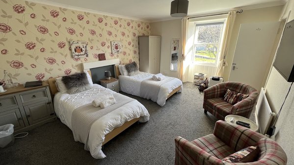 Farr Bay Inn