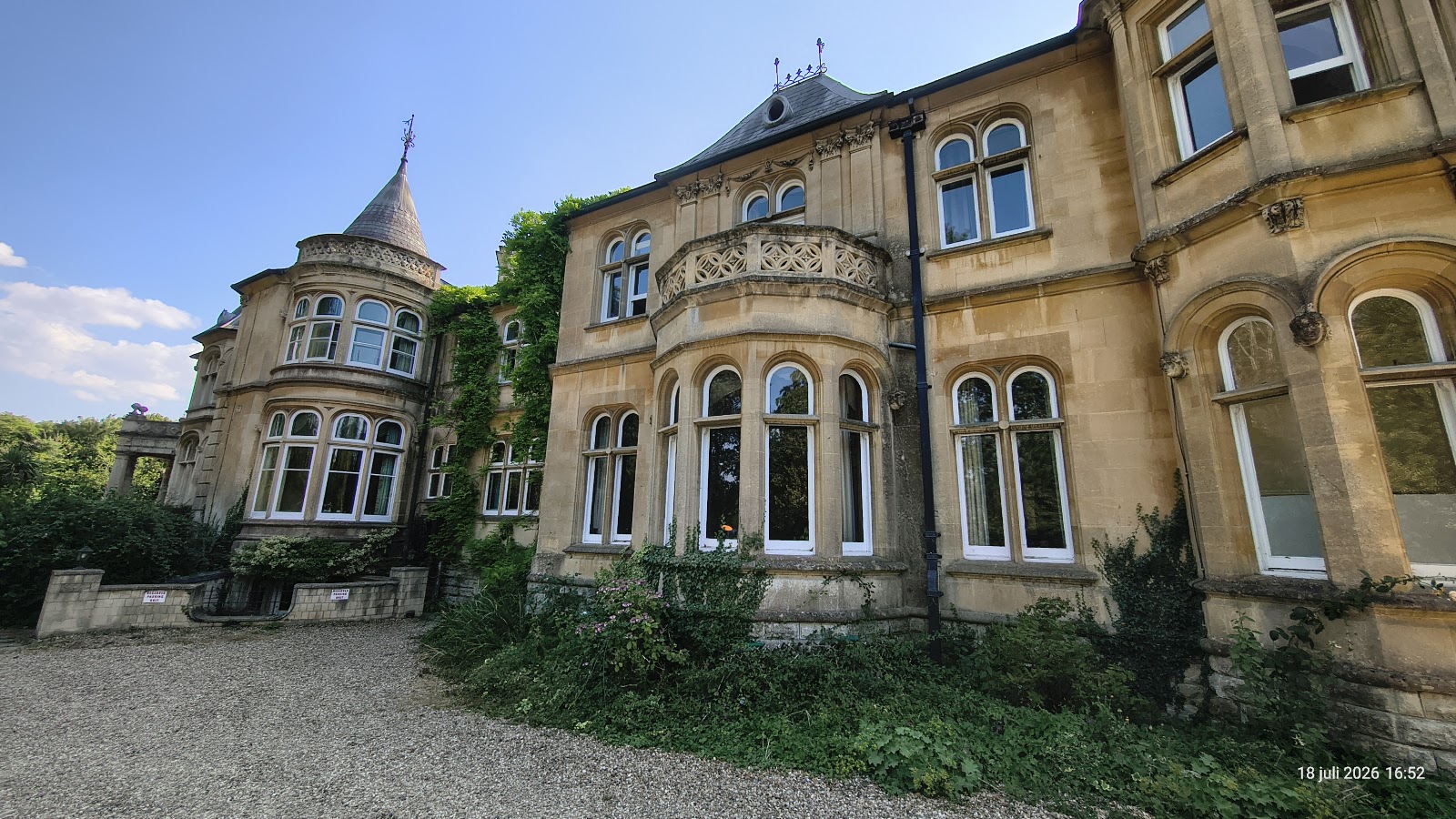 Fieldways Hotel