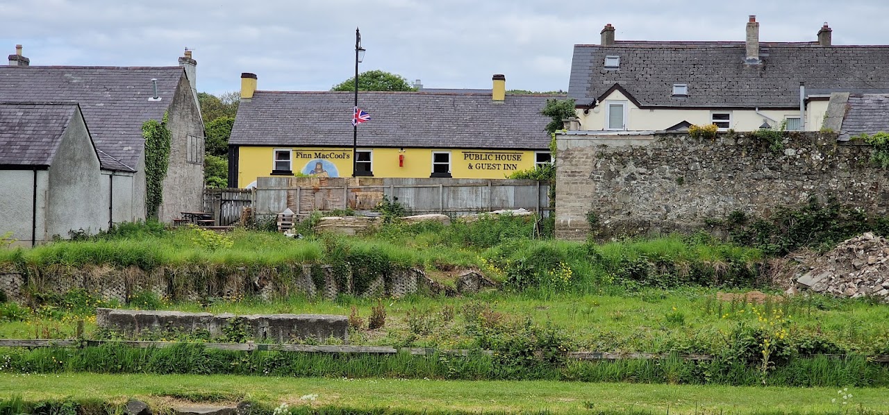 Finn MacCools Public House & Guest Inn