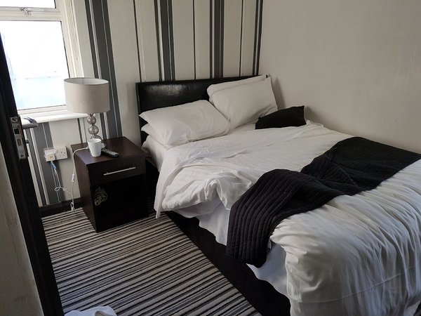 Firs Lodge Bed and Breakfast