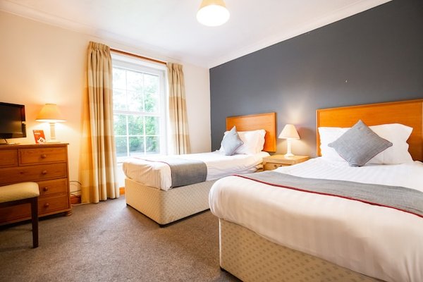 Gables Hotel