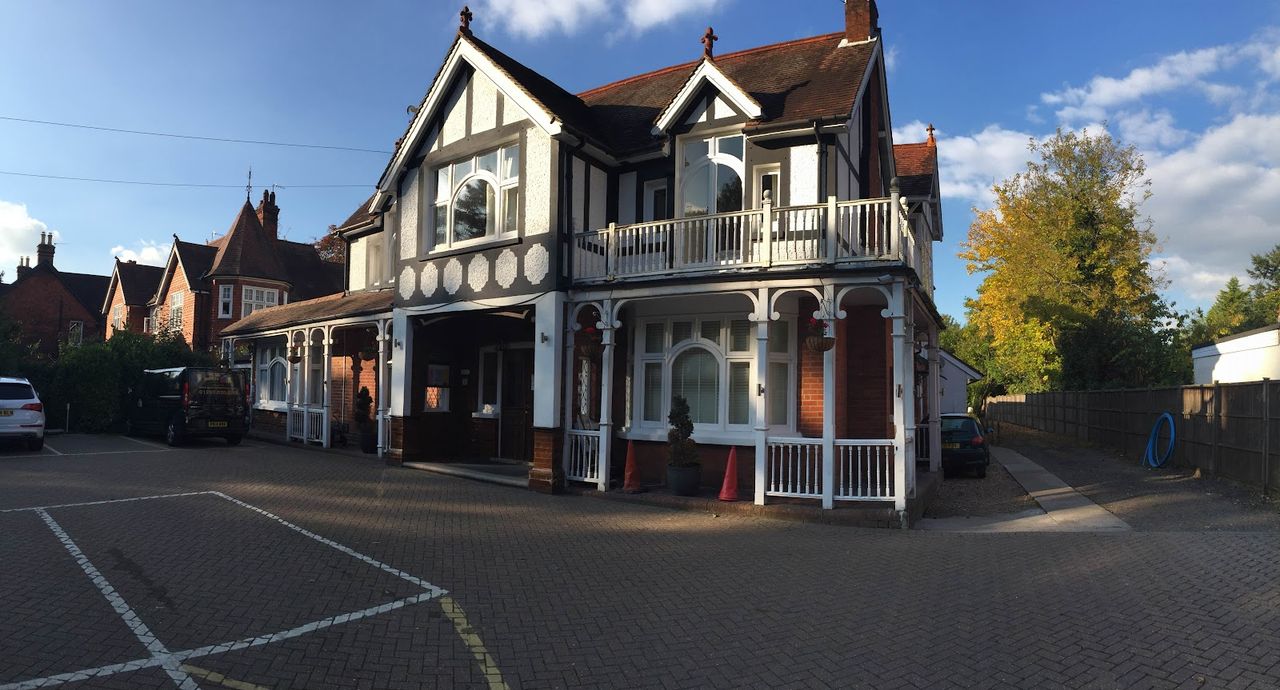 Gatwick Belmont Hotel