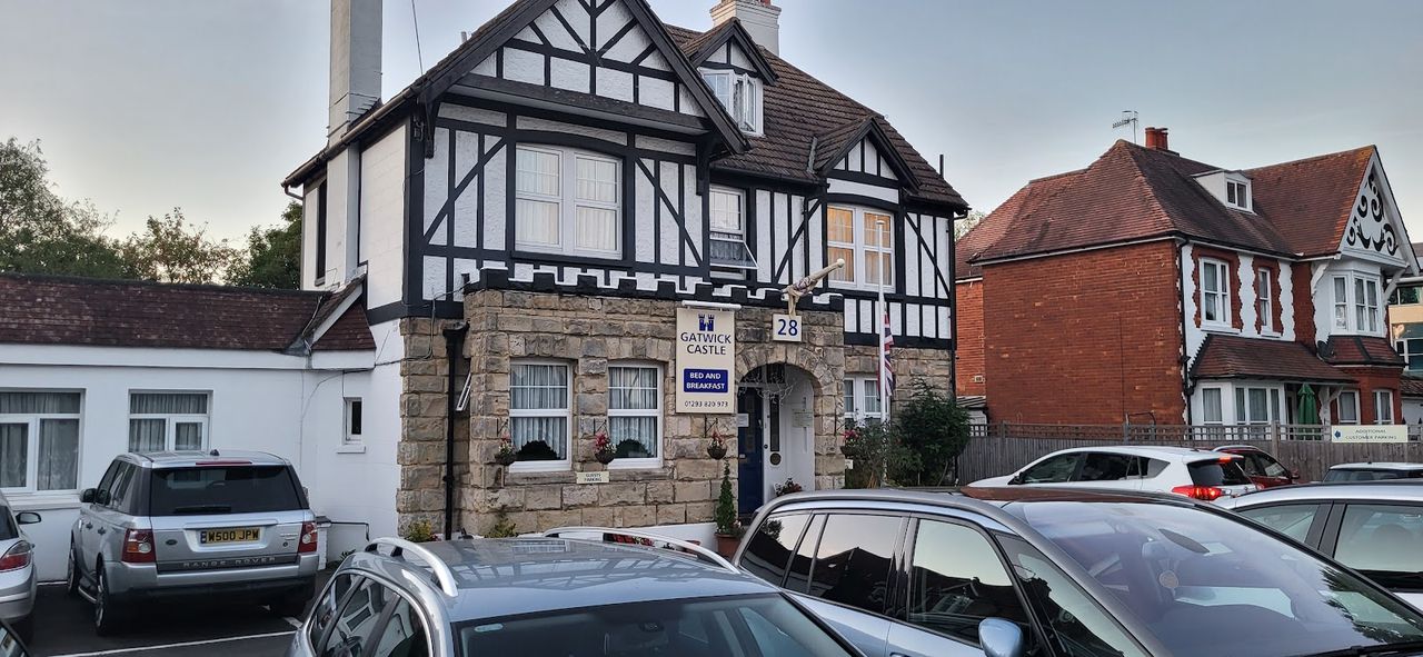 Gatwick Castle B&B