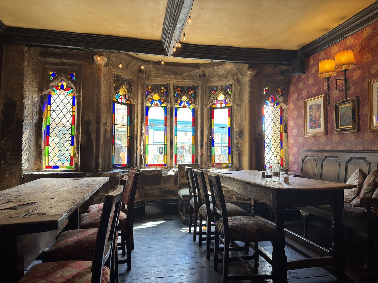 George & Pilgrims Inn