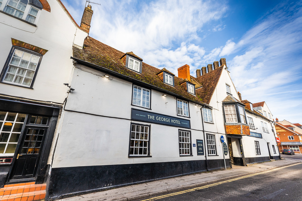George Hotel Amesbury Stonehenge
