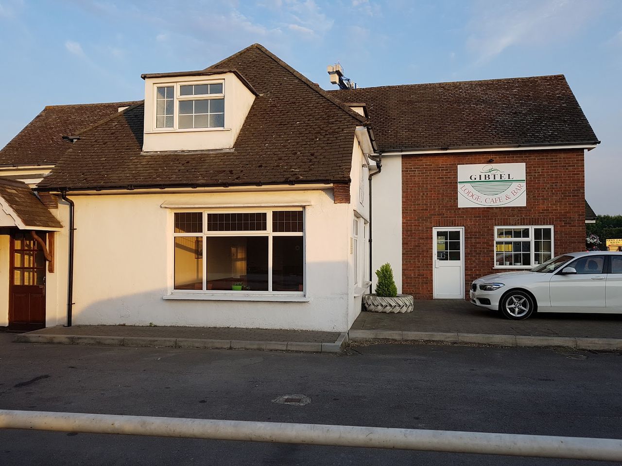 Gibtel Lodge & Cafe