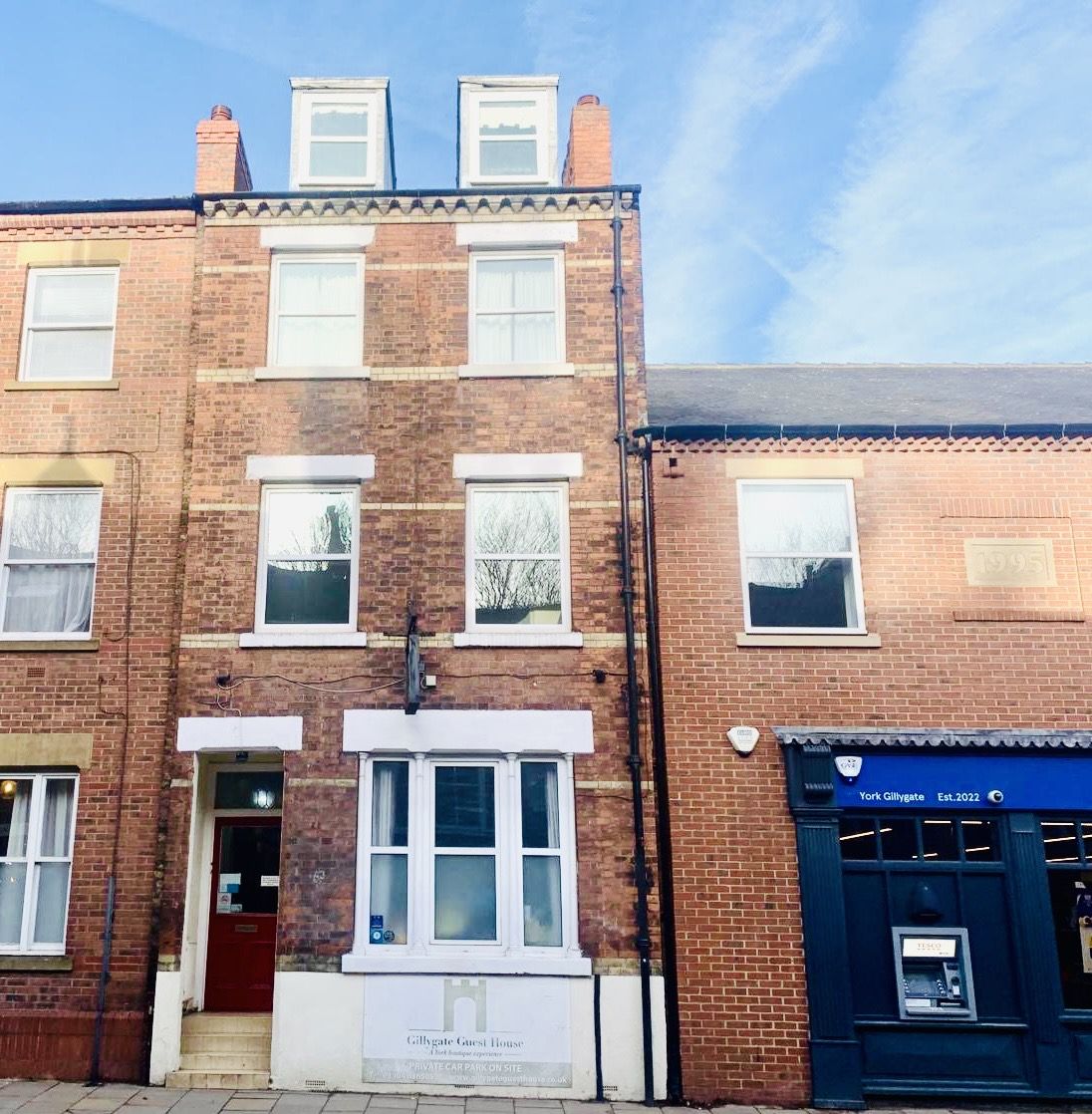 Gillygate Guest House