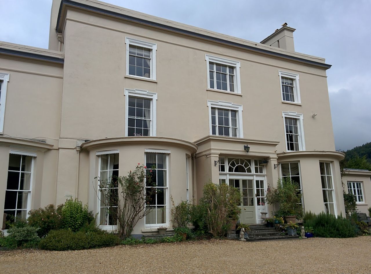 Glangrwyney Court