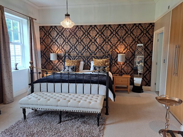 Glangwili Mansion - Luxury 5 star Bed & Breakfast