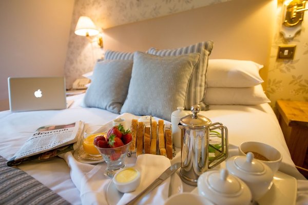 Glen Yr Afon House Hotel