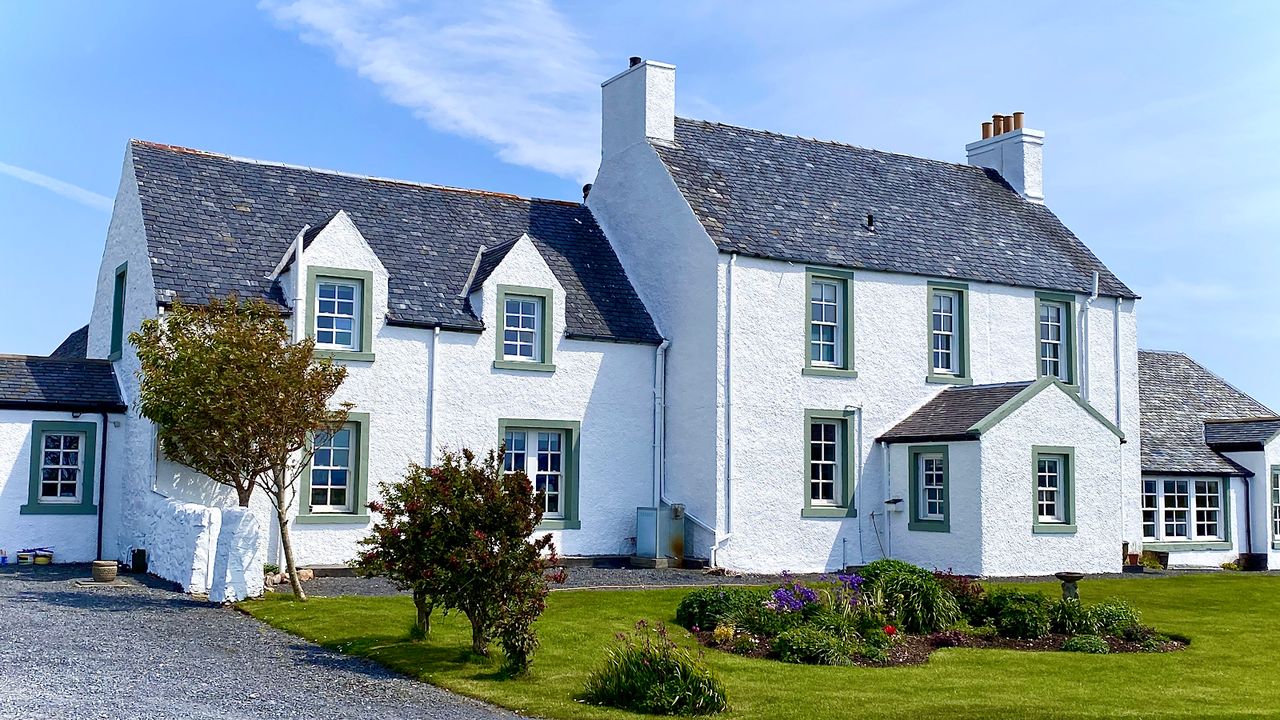 Glenegedale House