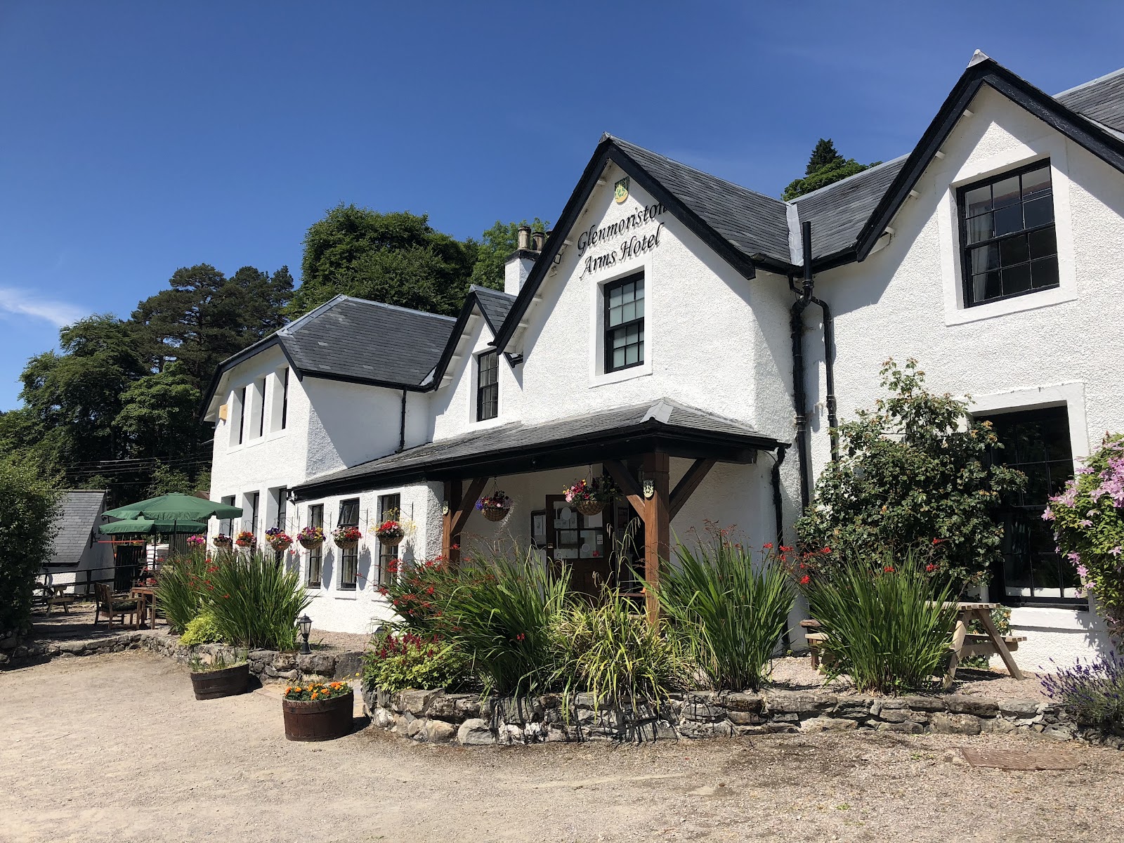 Glenmoriston Arms Hotel