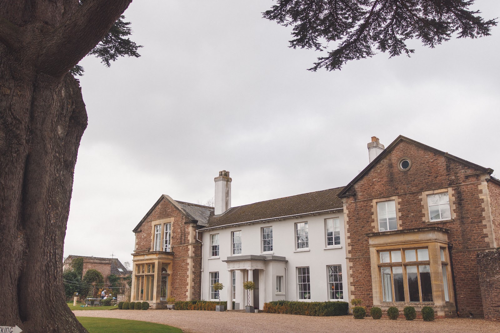 Glewstone Court Country House Hotel