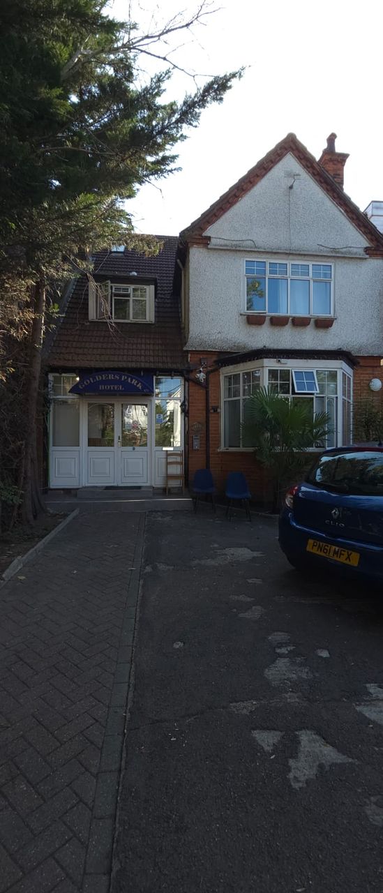 Golders Park Hotel