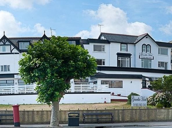 Gracellie Hotel