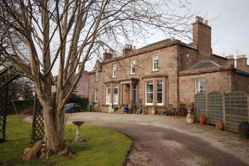 Gramarcy House