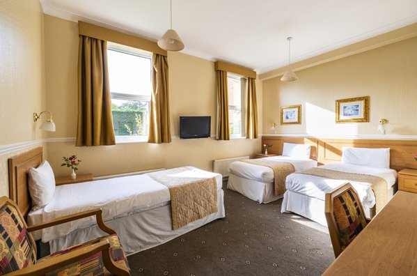 Grange Moor Hotel