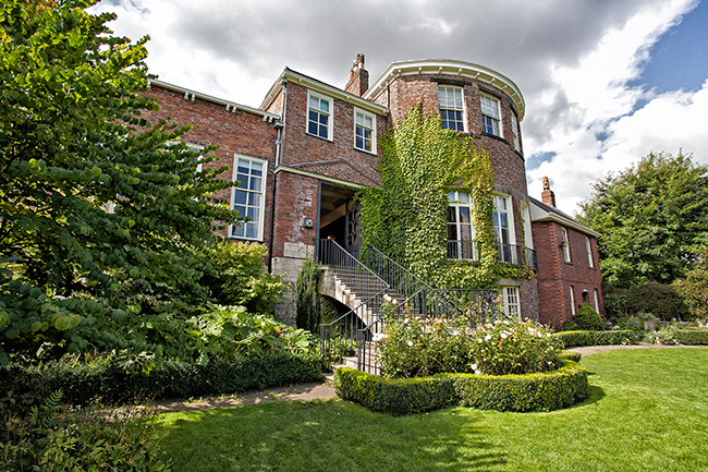 Grays Court