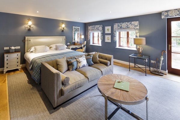 Greenhills Country Hotel