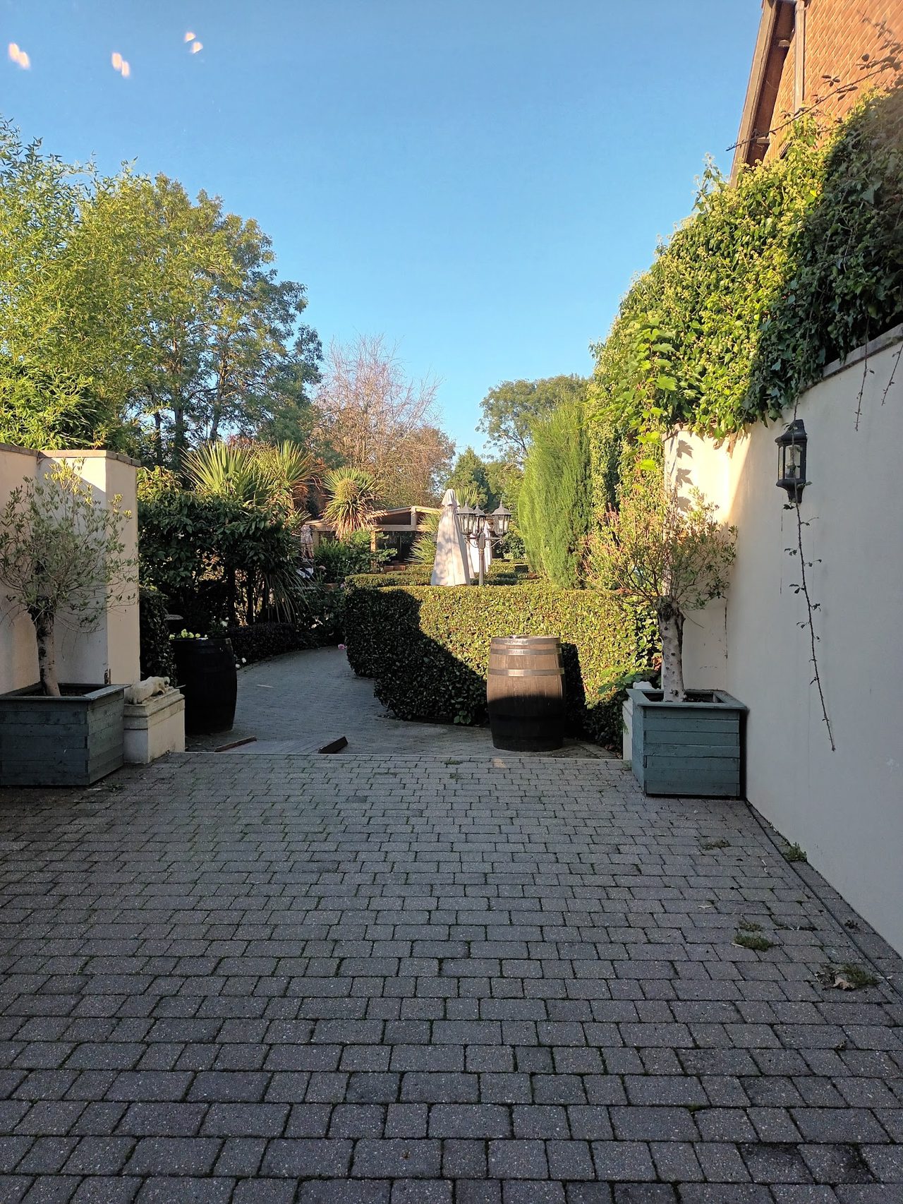 Greyhound Inn
