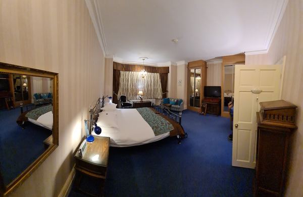Grovefield Manor