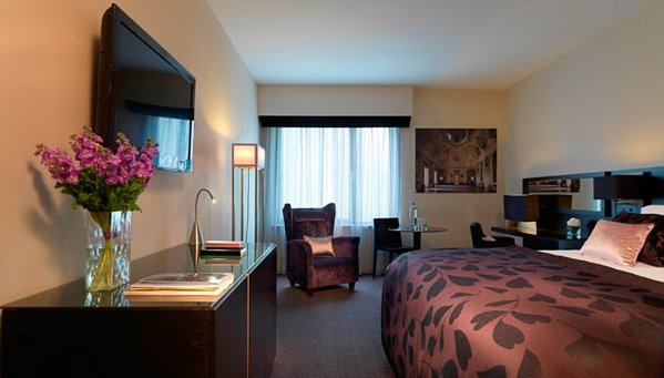 Guildford Harbour Hotel