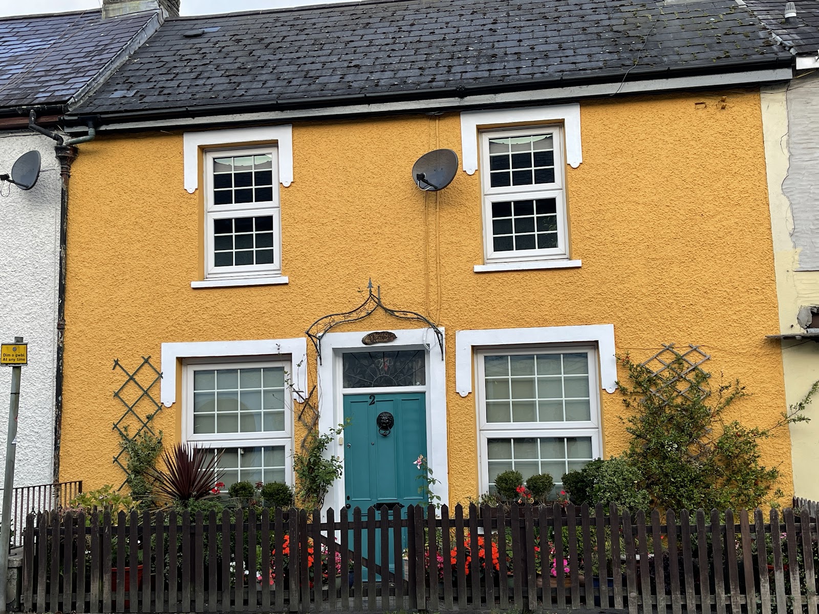 Gwesty Emlyn Hotel