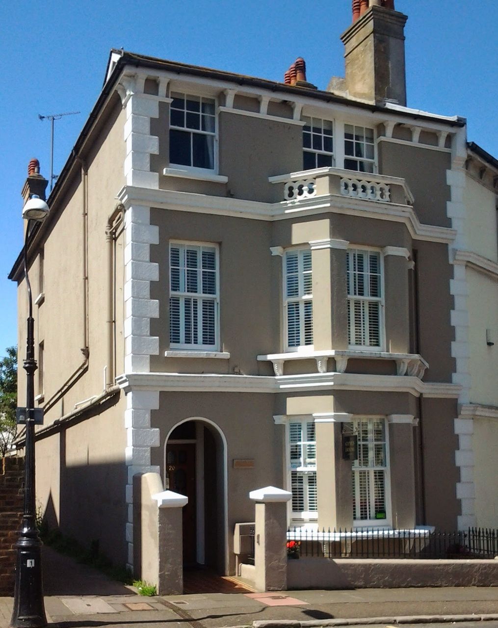 Gyves Guest House