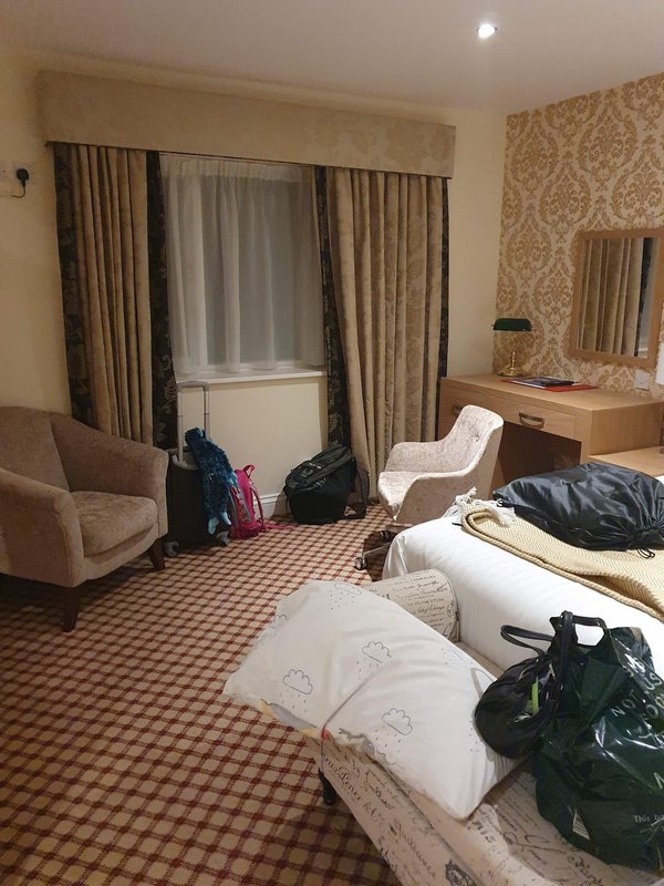Haleys Hotel & Restaurant