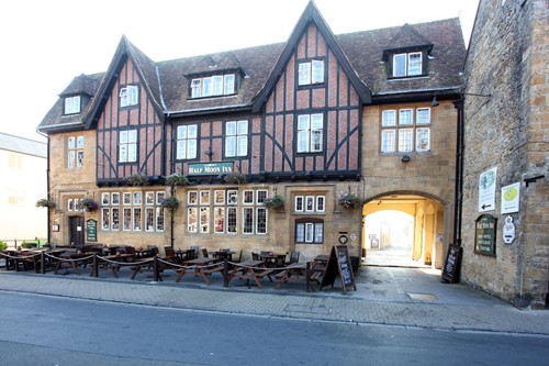 Half Moon by Marstons Inns
