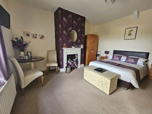 Hallbarns Farmhouse Bed & Breakfast