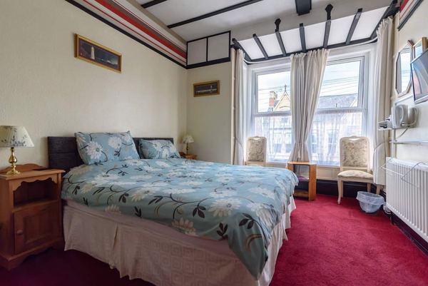 Happy Days Guesthouse