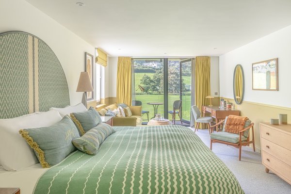 Harbour Beach Club Hotel & Spa