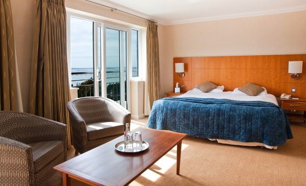 Harbour Heights Hotel