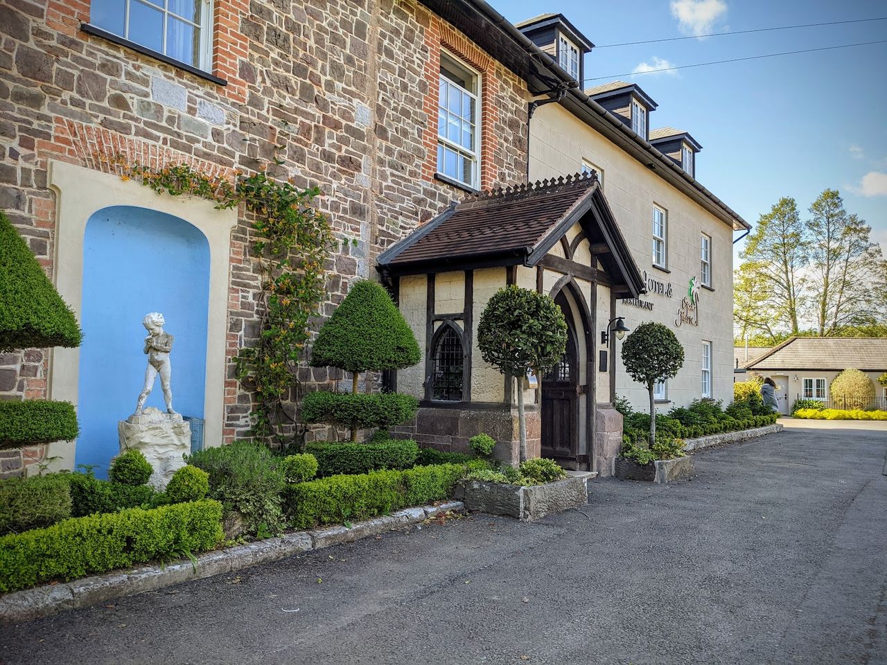 Hartnoll Hotel & Spa