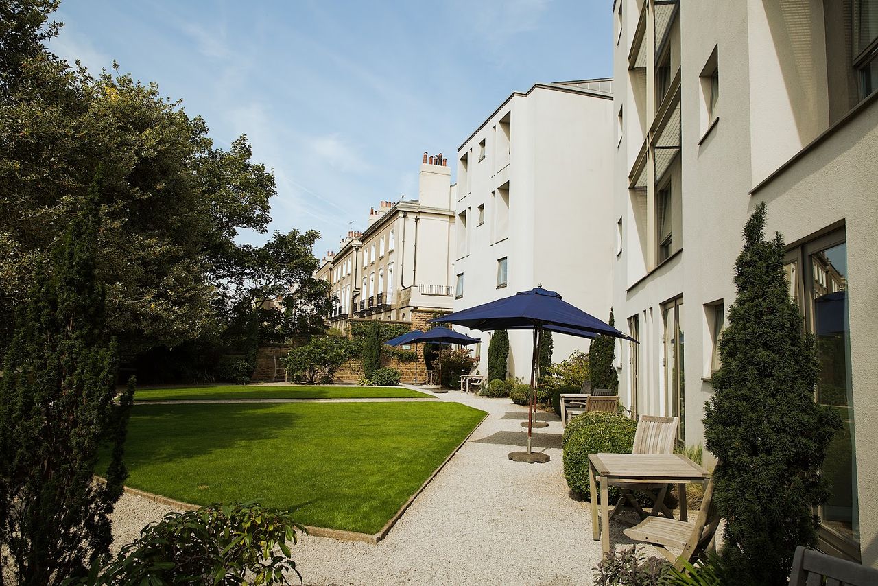 Hart's Hotel