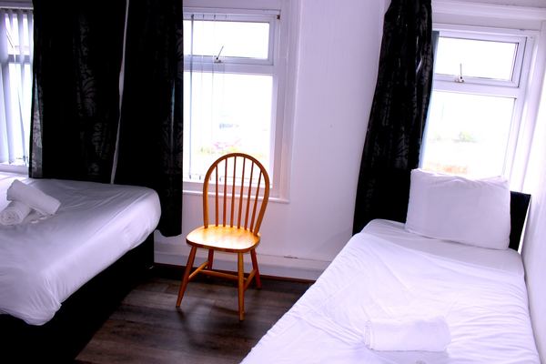 Henson Hotel