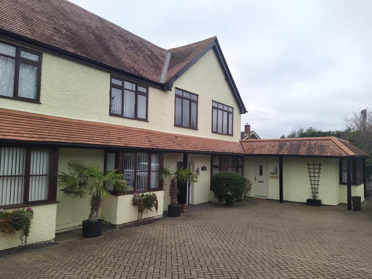 High Hedges Guest House