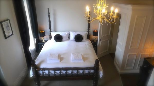 High Tor Guest House
